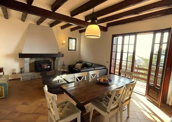 Romantic House By Maggiore With Garden ヴィラ *