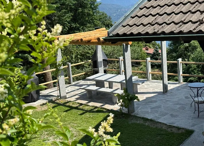 ヴィラ Romantic House By Maggiore With Garden Trarego Viggiona