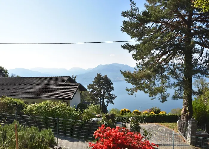 Romantic House By Maggiore With Garden ヴィラ